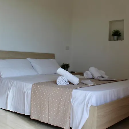 Oda ve Kahvaltı Biagio 2 Managed By Calabria Mare Experience